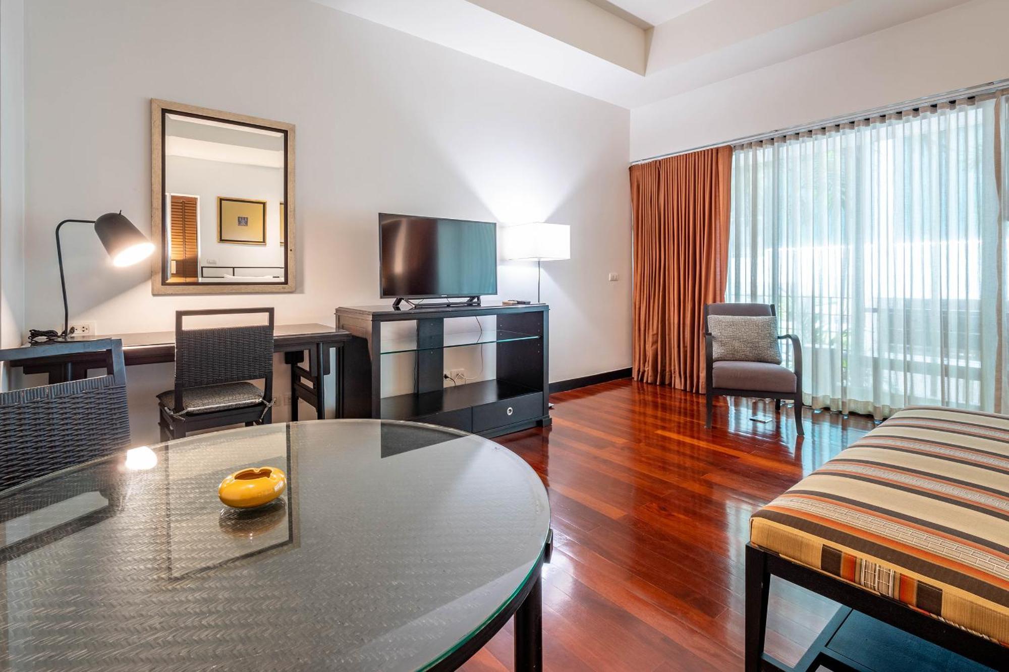 Luxe Residence Pattaya Luaran gambar