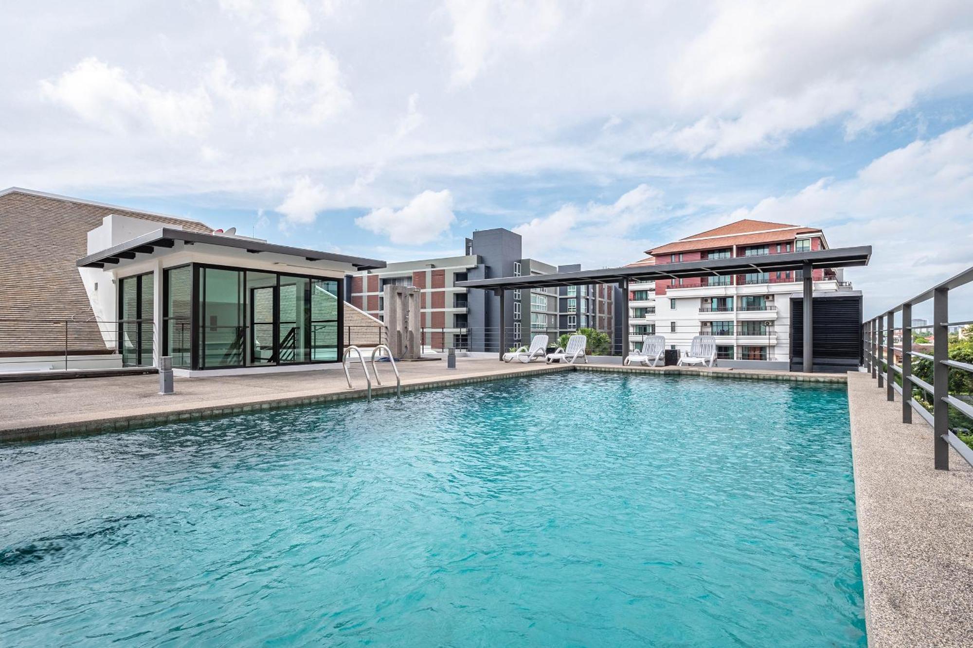Luxe Residence Pattaya Luaran gambar