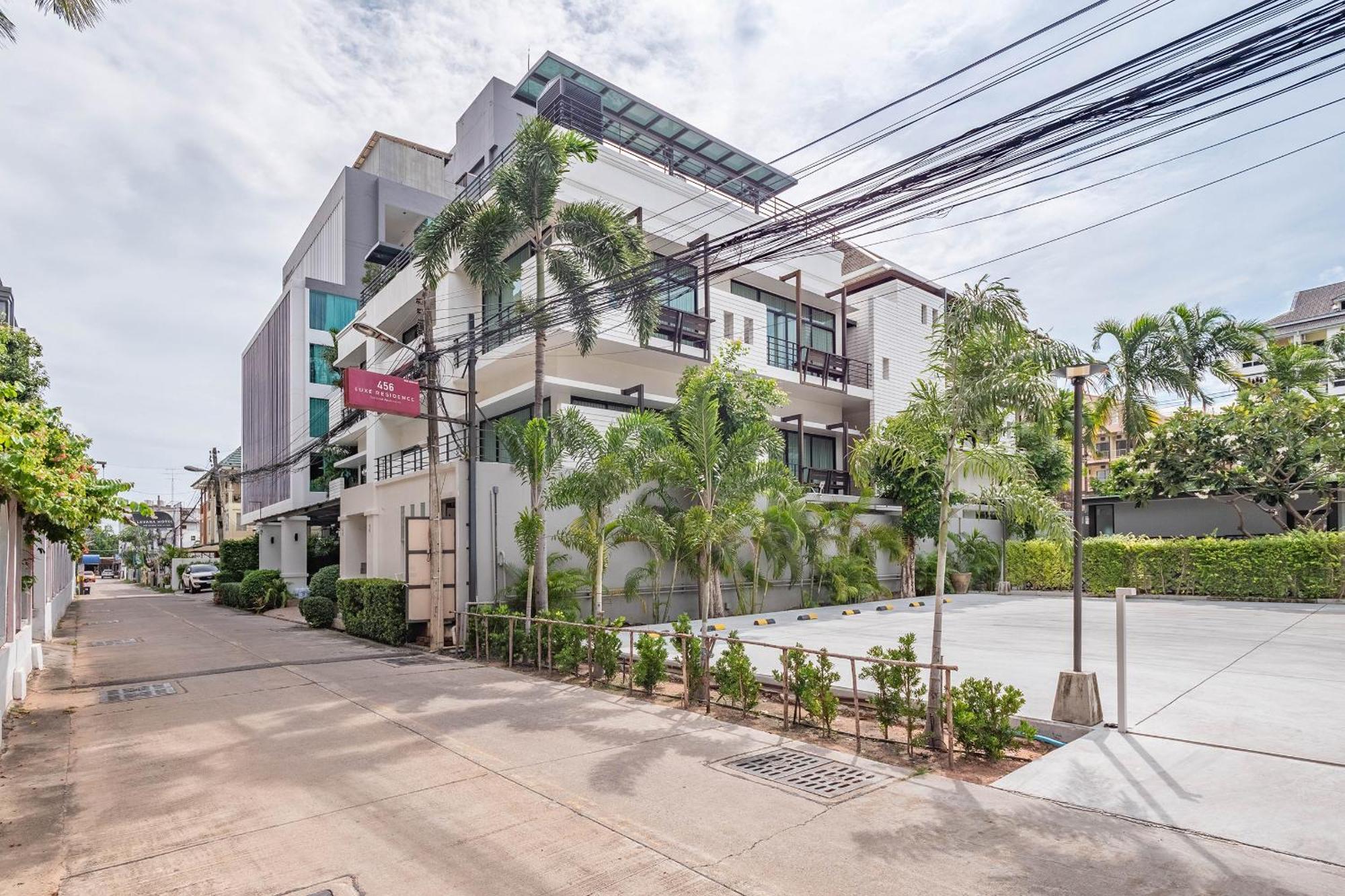Luxe Residence Pattaya Luaran gambar